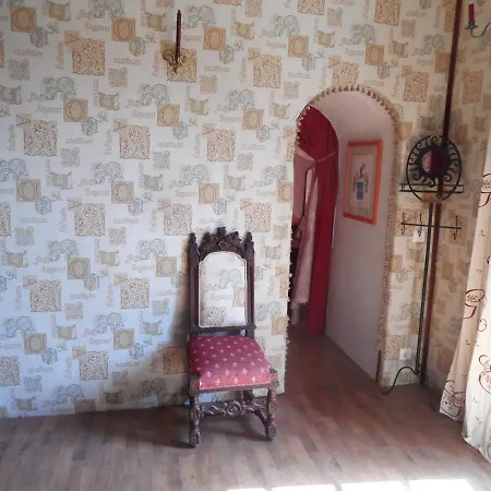 Logis De La Meschaussee, Dans Donjon Du Xie Siecle Canet  Exterior foto