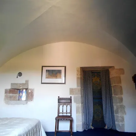 Logis De La Meschaussee, Dans Donjon Du Xie Siecle Canet  Exterior foto