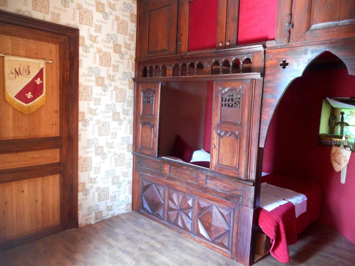 Logis De La Meschaussee, Dans Donjon Du Xie Siecle